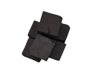 King Crocodile Kuras Presuoti kokoso anglies briketai King Crocodile, 1 kg (tinka COBB kepsninėms)