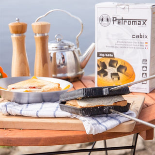 Petromax Indai iš ketaus Ketaus sumuštinių keptuvė PETROMAX su trumpa rankena, 11,5 x 11,5 cm