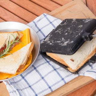 Petromax Indai iš ketaus Ketaus sumuštinių keptuvė PETROMAX su trumpa rankena, 11,5 x 11,5 cm