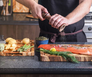 Teakhaus Pjaustymas ir smulkinimas Pjaustymo lentelė Teakhaus Herringbone Medium Thickness (M), 36 x 26 x 2.5 cm