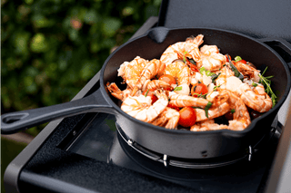 NAPOLEON Dujiniai griliai Dujinis grilis NAPOLEON Rogue 425 RSB su šonine virykle, juodas, 3* 14,25 kW