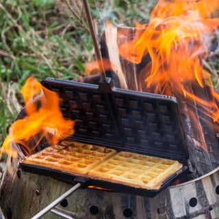 Petromax Indai iš ketaus Ketaus vaflių keptuvė PETROMAX, trumpa rankena,  3 x 19,4 x 49 cm