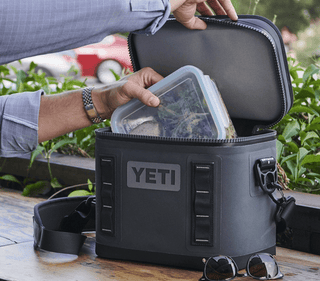 YETI Hopper Flip 18 Soft Cooler minkštas šaltkrepšis, Tamsiai pilka spalva - nuotrauka 18
