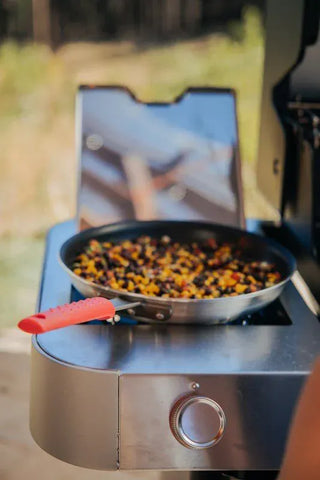 WEBER GENESIS E-435 gas grill