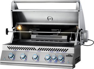 NAPOLEON 700 Series 32" built-in gas grill