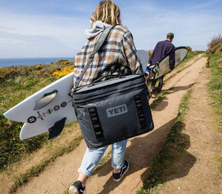 YETI Hopper Flip 18 Soft Cooler minkštas šaltkrepšis, Tamsiai pilka spalva - nuotrauka 16