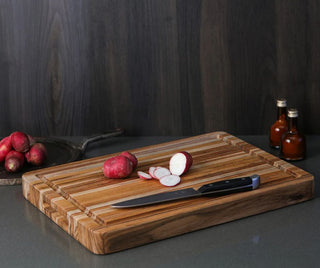 Teakhaus Traditional (S) cutting board, 40.6 x 30.5