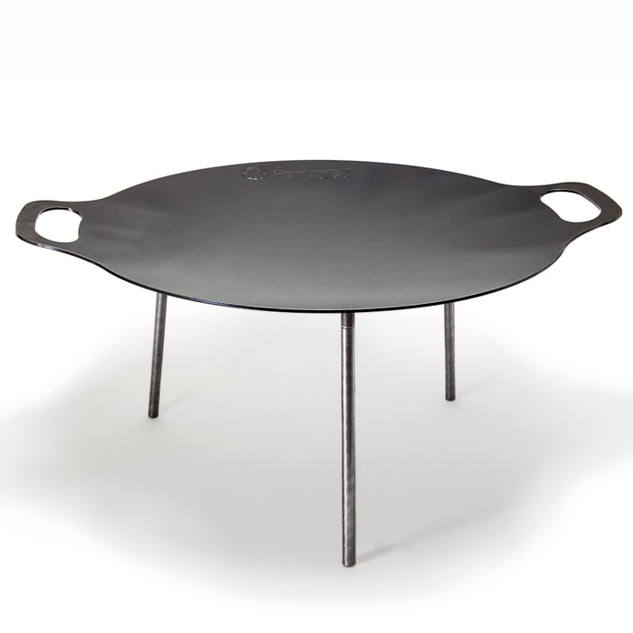 Metalinė laužavietė-grilis PETROMAX, Ø 56 cm sukurs jaukią aplinką bei leis pasigaminti gardžių patiekalų.